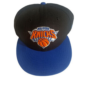 New York Knicks New Era 9FIFTY Snapback Hat NBA Preowned Excellent